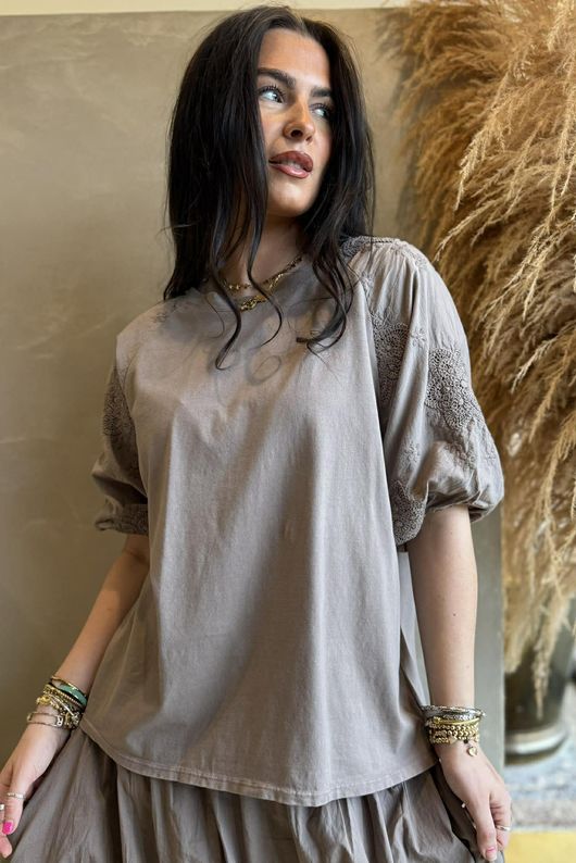 Atik Bubble Sleeve Top Mocha /9=